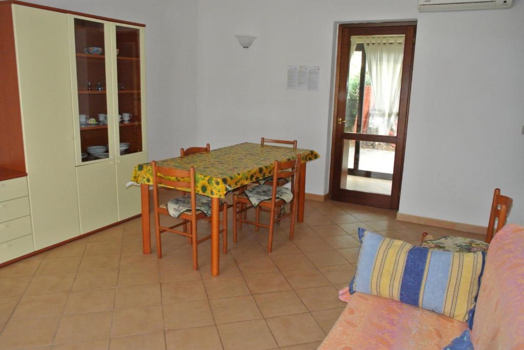 Case Vacanza Fenicotteri San Teodoro  Luaran gambar
