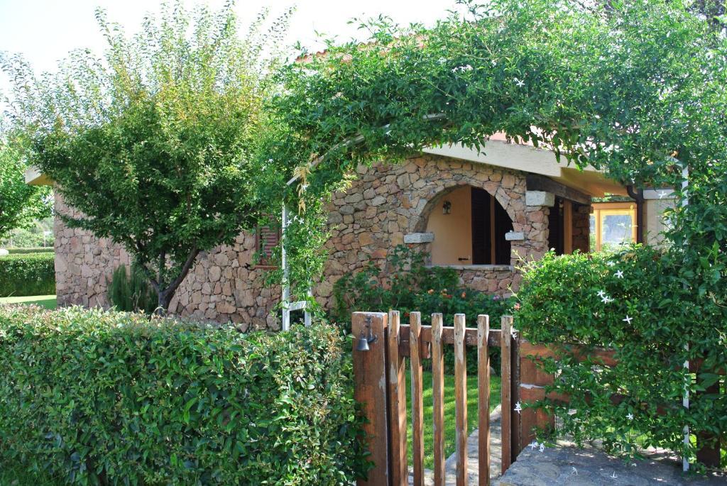 Case Vacanza Fenicotteri San Teodoro  Luaran gambar